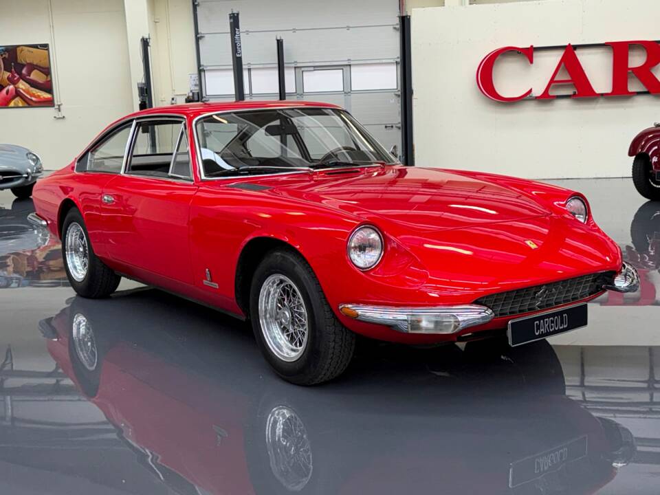 Bild 26/32 von Ferrari 365 GT 2+2 (1969)