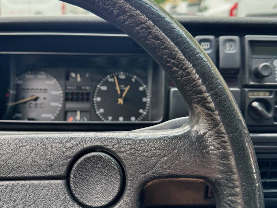 Image 7/22 of Volkswagen Golf Mk II 1.3 (1987)