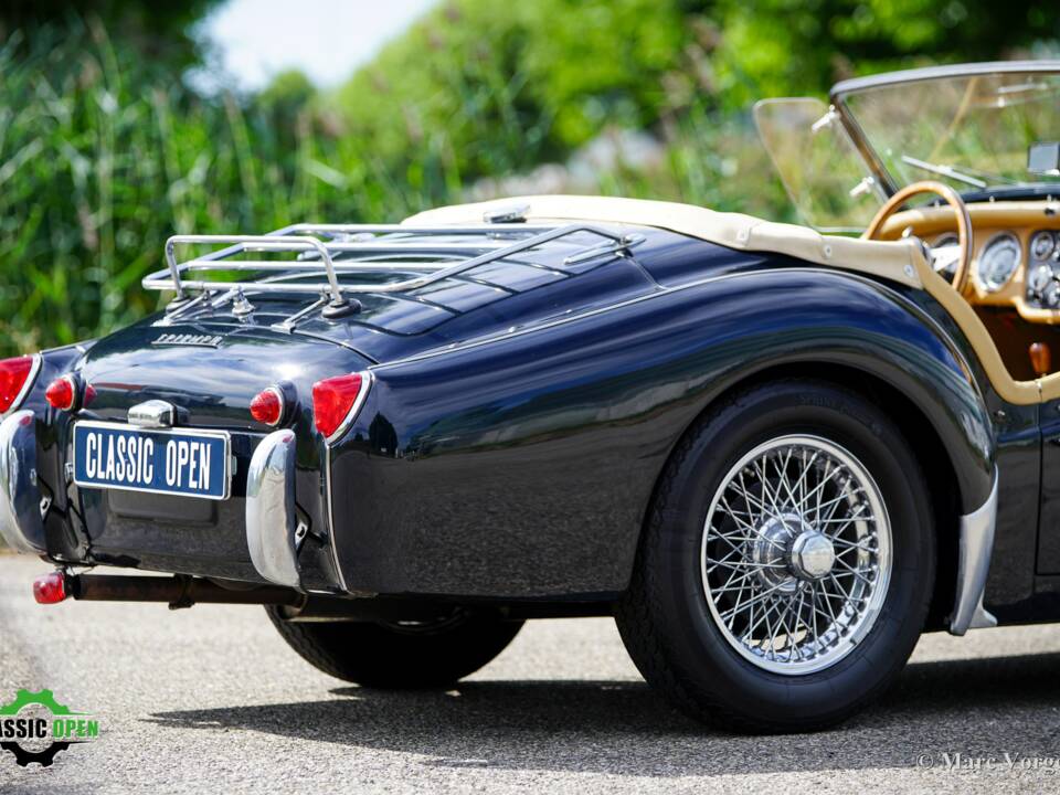 Image 28/46 of Triumph TR 3A (1958)