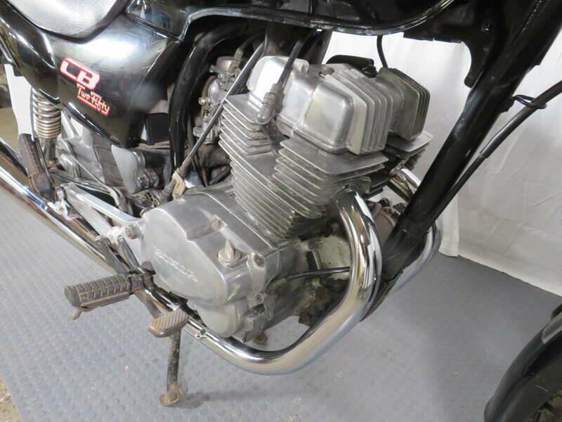 Immagine 19/40 di Honda CB 250 (1997)