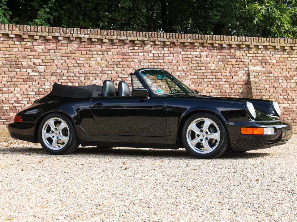 Image 43/50 de Porsche 911 Carrera 2 (1991)