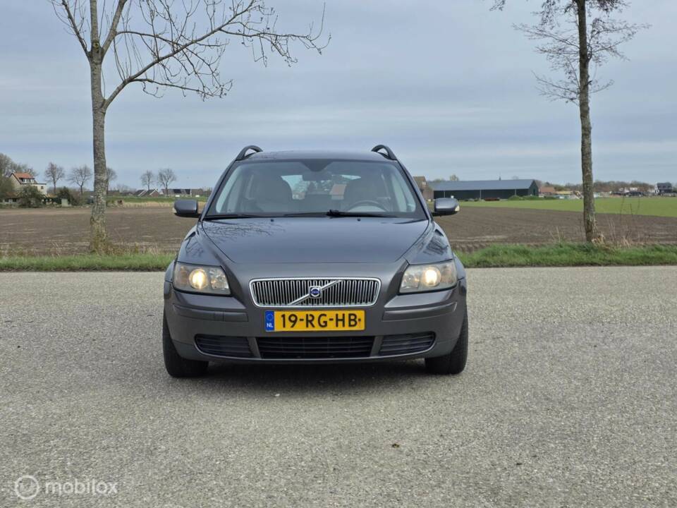 Image 5/33 de Volvo V50 2.4 (2005)