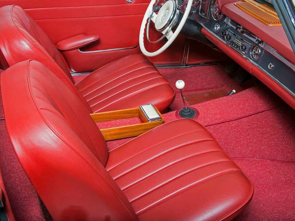 Bild 21/32 von Mercedes-Benz 230 SL (1963)