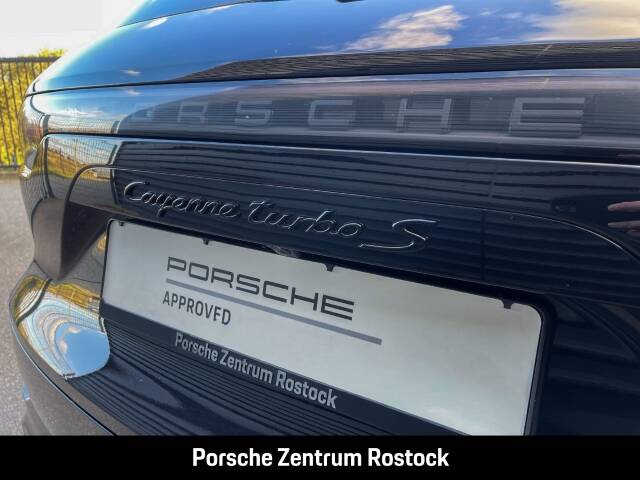 Imagen 3/31 de Porsche Cayenne Turbo S E-Hybrid (2020)