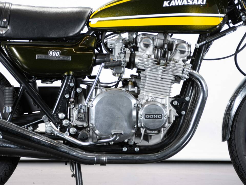 Image 33/50 of Kawasaki 900 Z1 (1974)