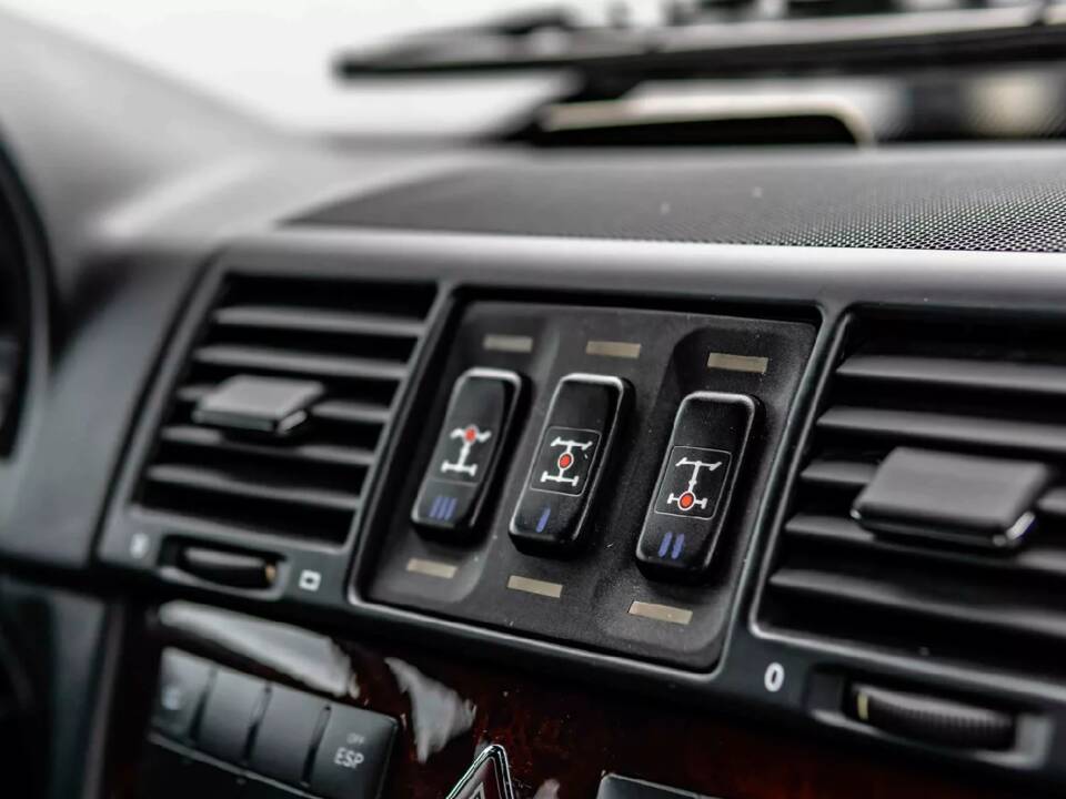 Image 10/13 of Mercedes-Benz G 320 CDI (2008)