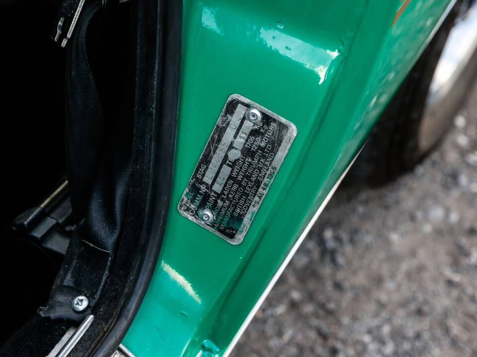 Image 31/38 of Triumph Stag (1977)