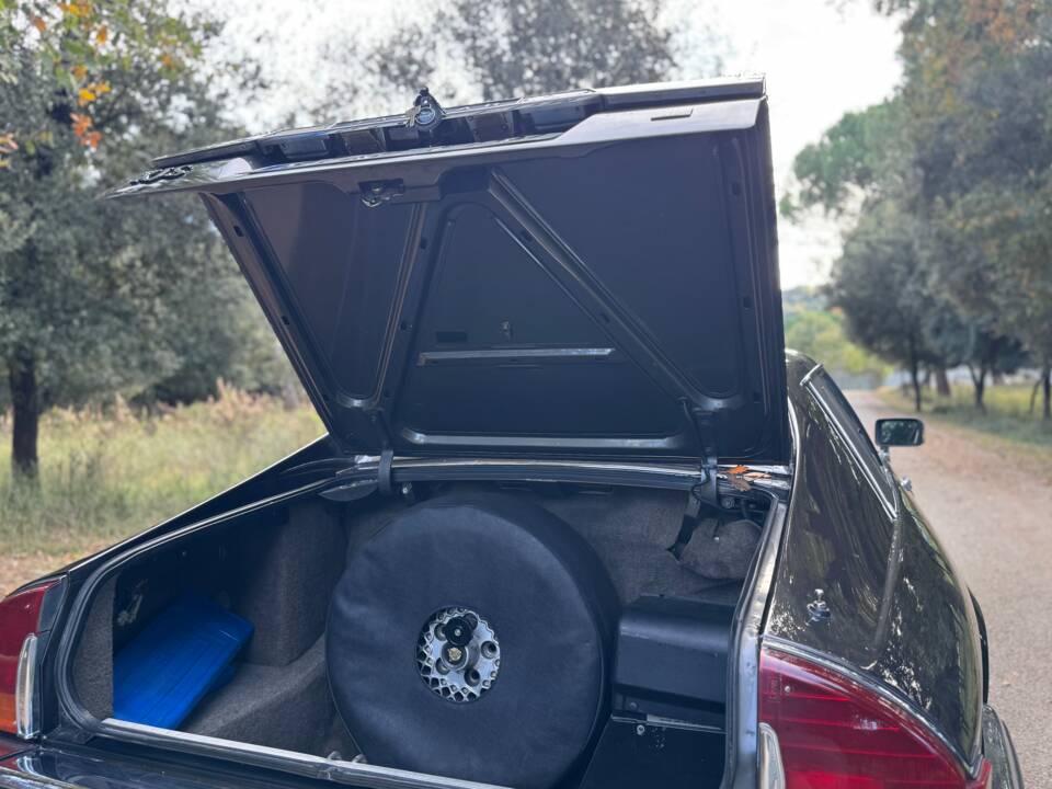 Image 41/47 of Jaguar XJ-S 3.6 (1988)