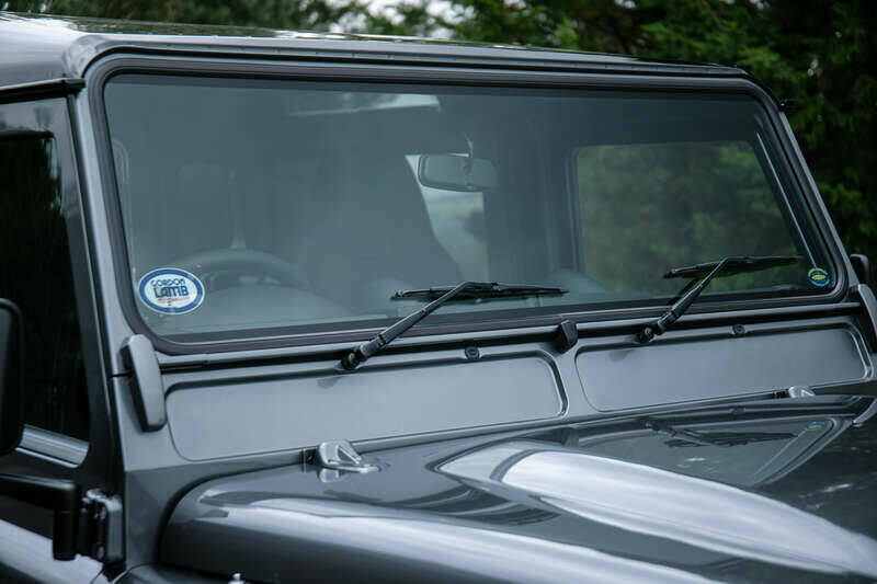 Bild 37/50 von Land Rover Defender 90 (2015)