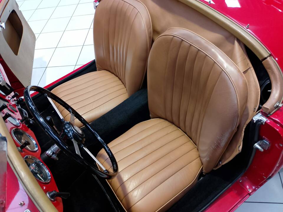 Imagen 25/57 de MG MGA 1600 (1960)