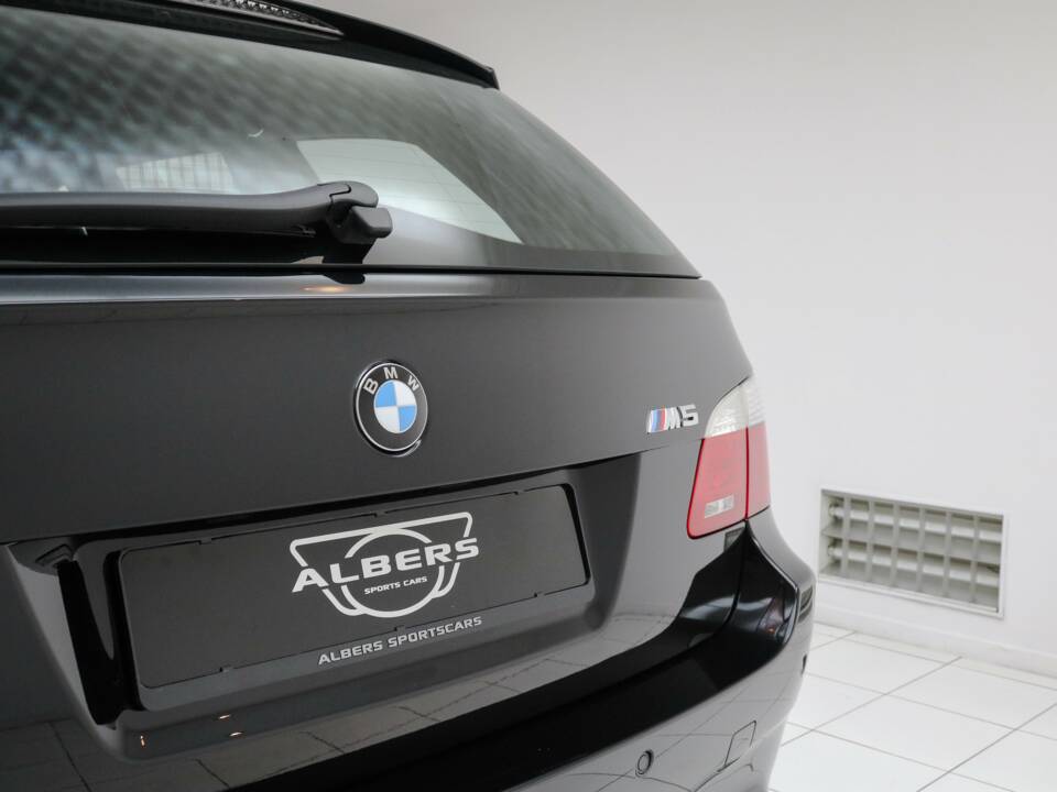 Bild 20/21 von BMW M5 Touring (2009)
