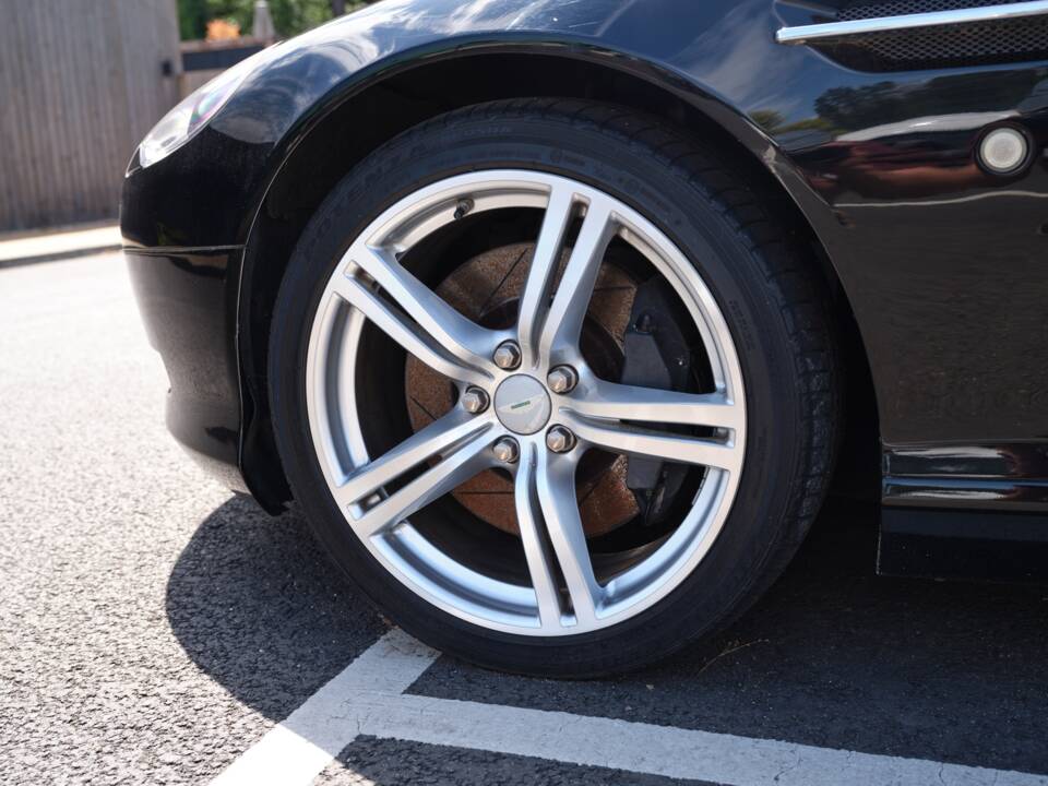 Bild 9/31 von Aston Martin DB 9 Volante (2006)