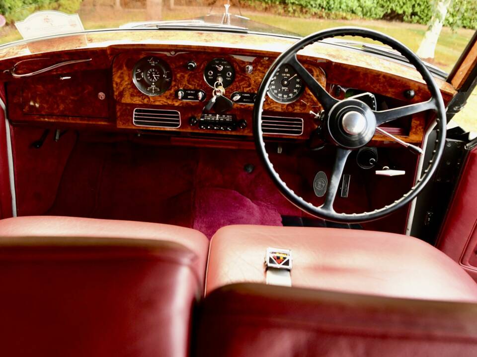 Imagen 34/50 de Bentley S 1 (1957)