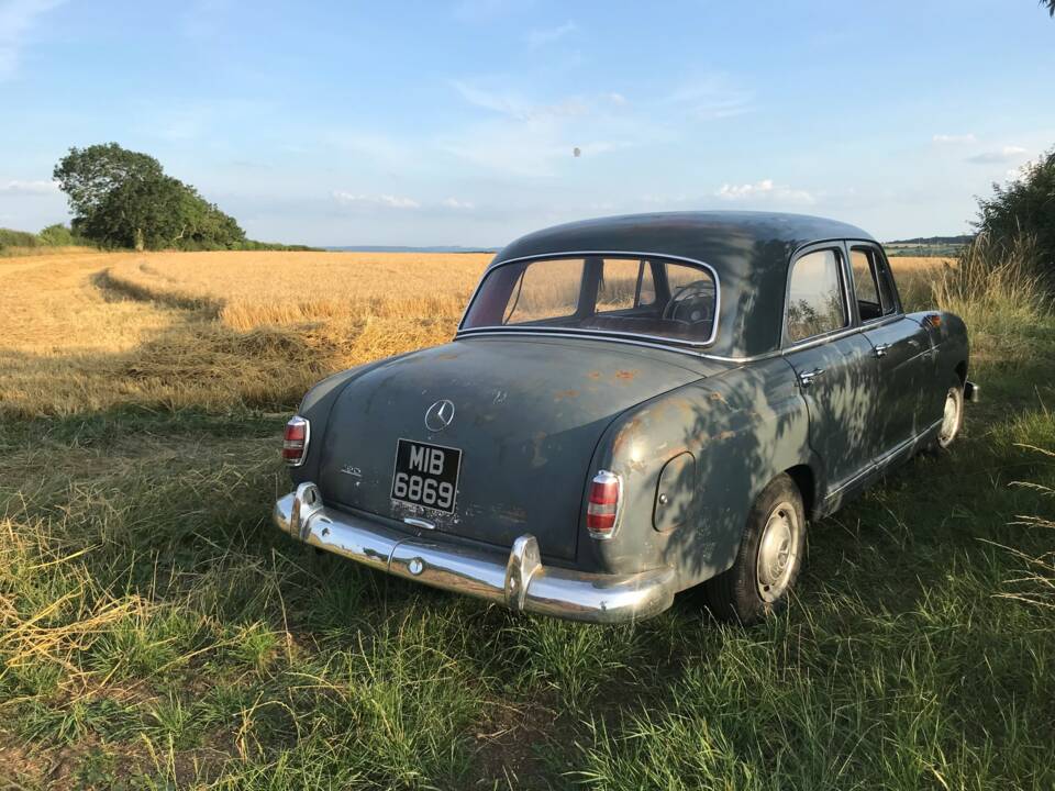 Bild 25/27 von Mercedes-Benz 190 b (1961)