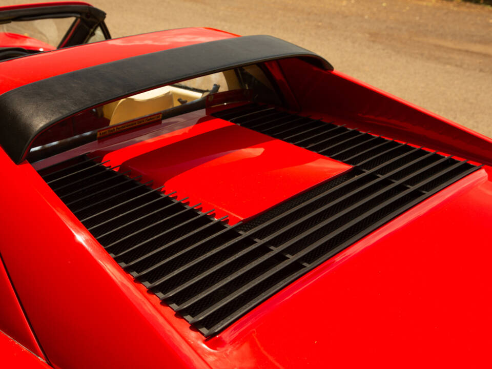 Immagine 30/49 di Ferrari 328 GTS (1988)