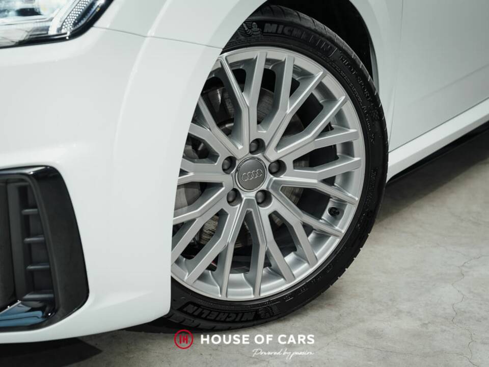 Image 11/25 of Audi TT 45 TFSI Quattro (2019)