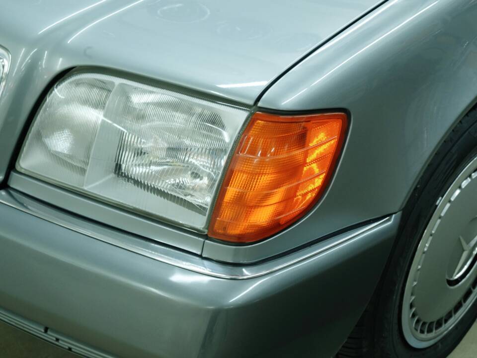 Bild 16/50 von Mercedes-Benz 300 SE (1992)