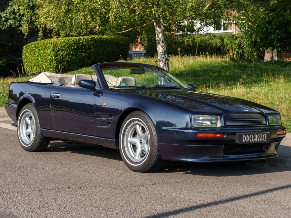 Image 2/26 of Aston Martin Virage Volante (1994)