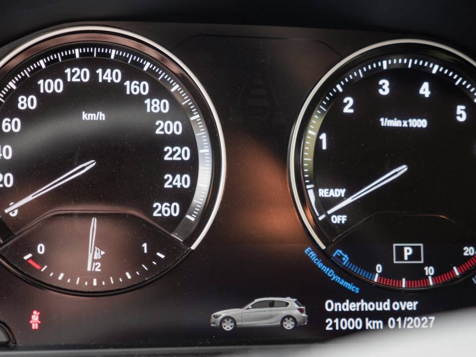 Bild 12/23 von BMW 118i (2018)
