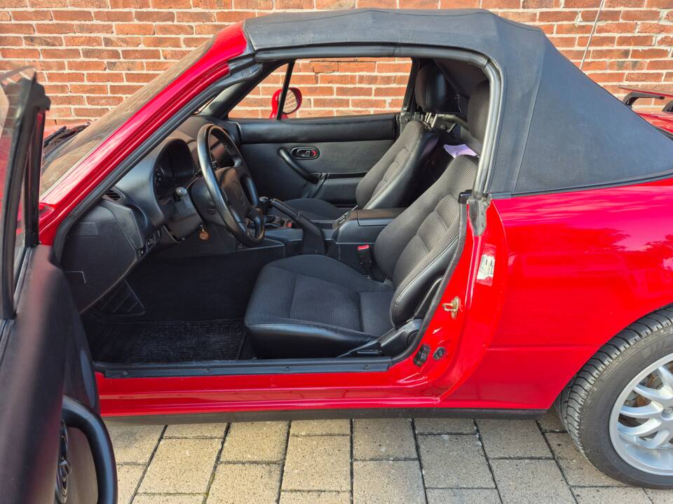Image 11/15 of Mazda MX-5 1.8 (1995)