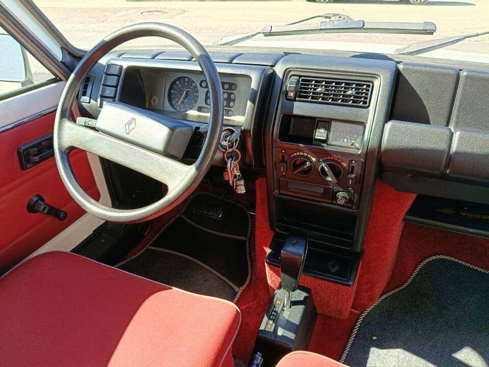 Image 9/50 de Renault R 5 1.4l (1983)