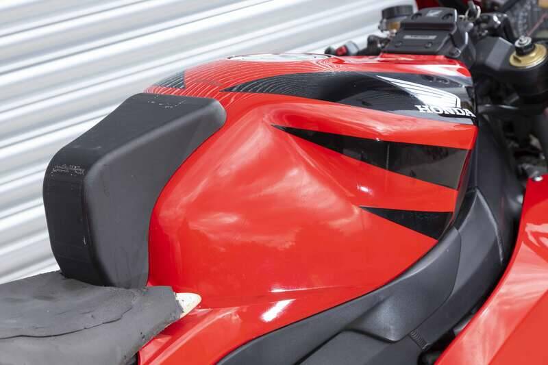 Bild 18/36 von Honda CBR 1000 RR Fireblade (2007)