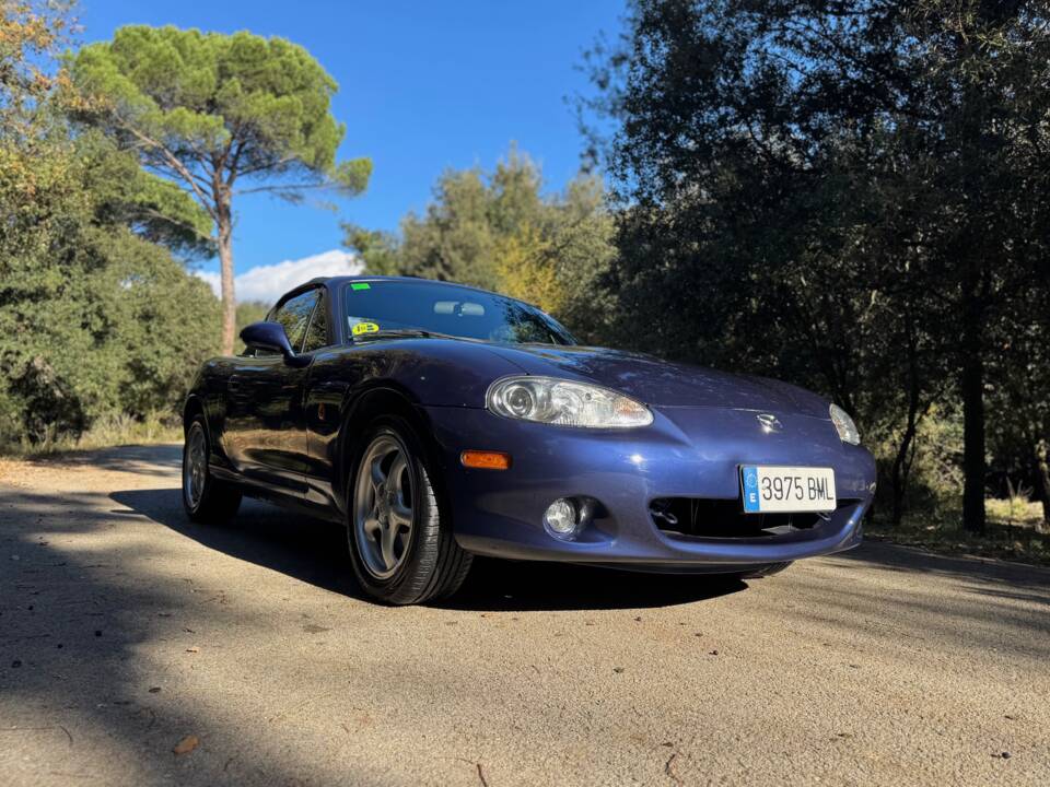 Imagen 4/43 de Mazda MX-5 1.8 (2001)