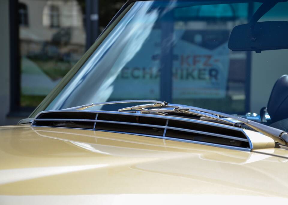 Image 44/56 de Mercedes-Benz 280 SL (1970)