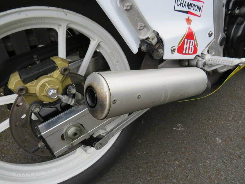 Image 36/43 de Suzuki RG 500 (1987)