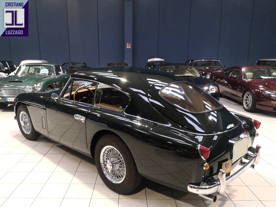 Image 4/58 of Aston Martin DB 2&#x2F;4 Mk II (1957)