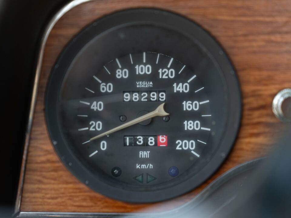 Image 38/50 of FIAT 124 Sport Coupe (1969)