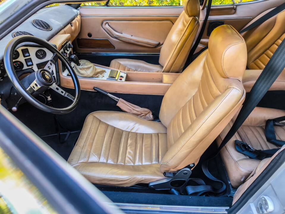 Bild 18/35 von Lamborghini Espada 400 GT (1976)