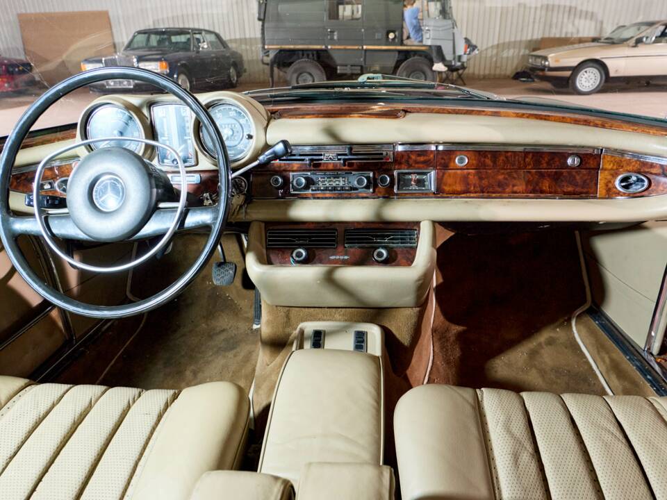 Bild 26/47 von Mercedes-Benz 280 SE (1970)