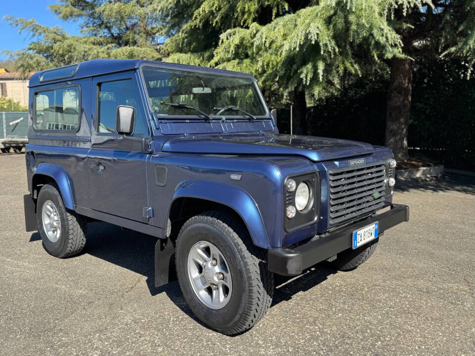Bild 22/55 von Land Rover Defender 90 Heritage (2006)