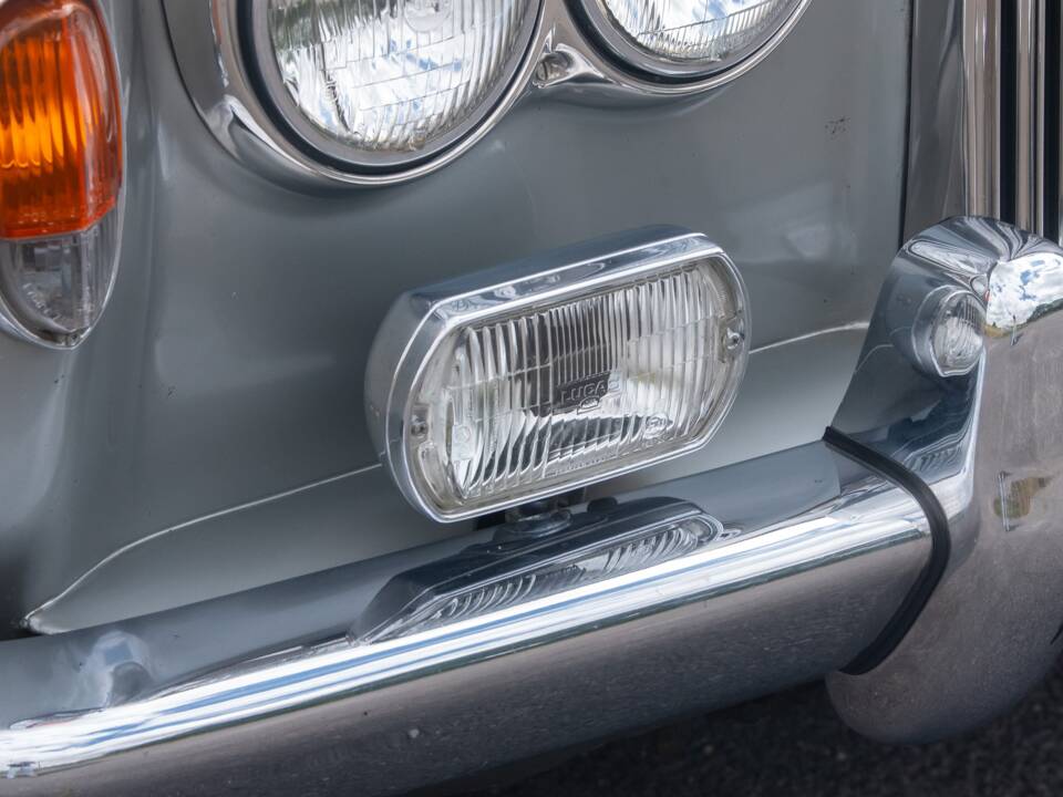 Image 33/50 of Rolls-Royce Silver Shadow I (1973)