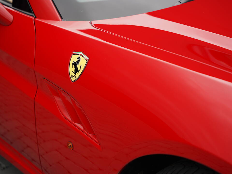 Image 49/50 of Ferrari California (2010)