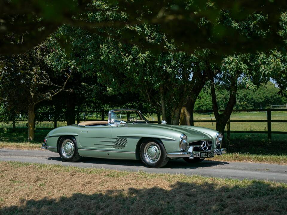 Image 2/50 de Mercedes-Benz 300 SL Roadster (1960)