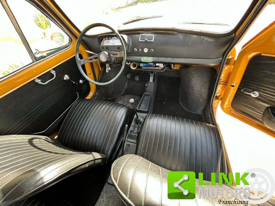 Image 6/10 of FIAT 500 L (1971)