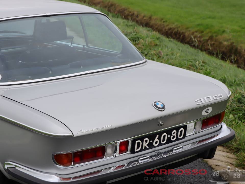 Image 13/50 de BMW 3,0 CS (1972)