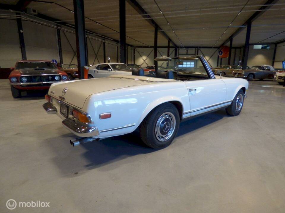 Bild 5/12 von Mercedes-Benz 280 SL (1969)