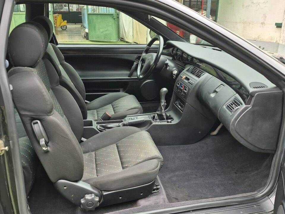 Immagine 40/63 di FIAT Coupé 2.0 16V (1994)