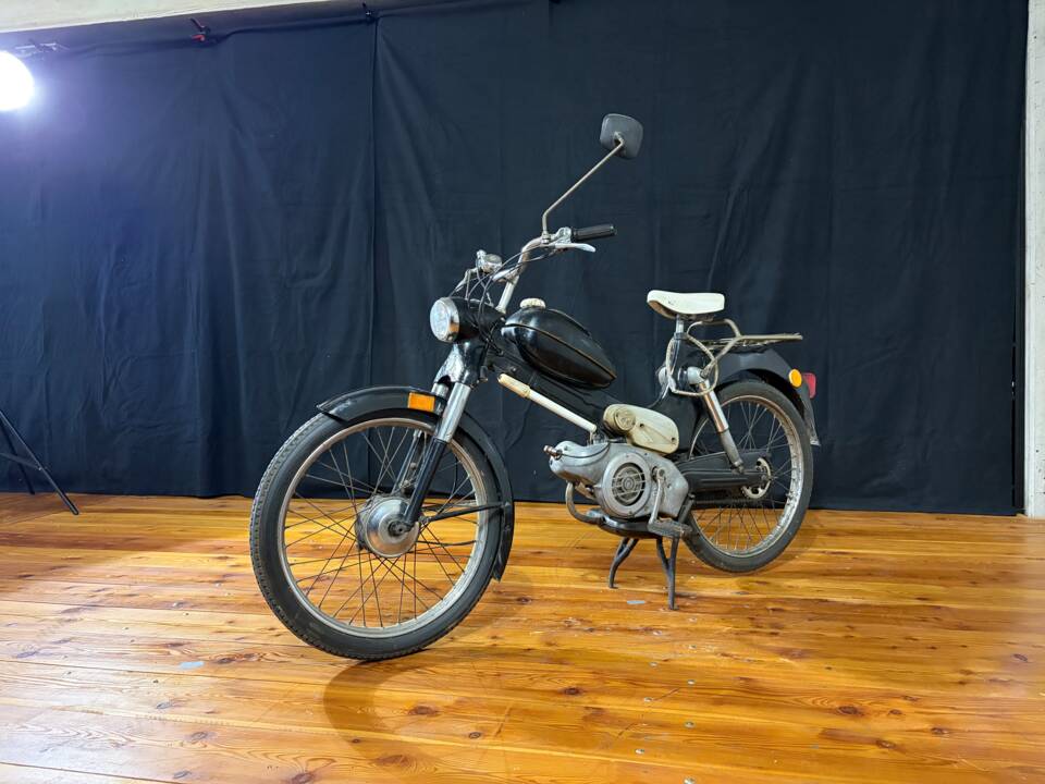 Image 6/20 de Puch MV50 (1972)