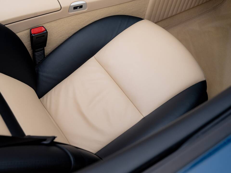 Afbeelding 53/77 van BMW Z8 (2001)