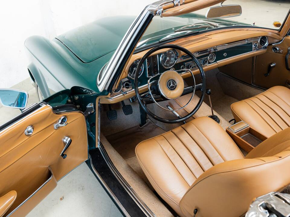 Immagine 9/32 di Mercedes-Benz 250 SL (1967)