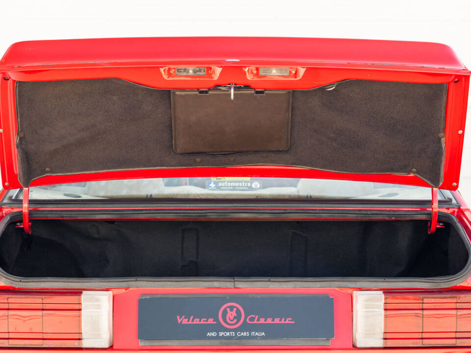Bild 64/71 von Maserati Biturbo Si (1987)