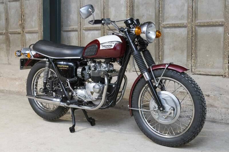 Image 3/38 of Triumph T 100 R Daytona (1971)