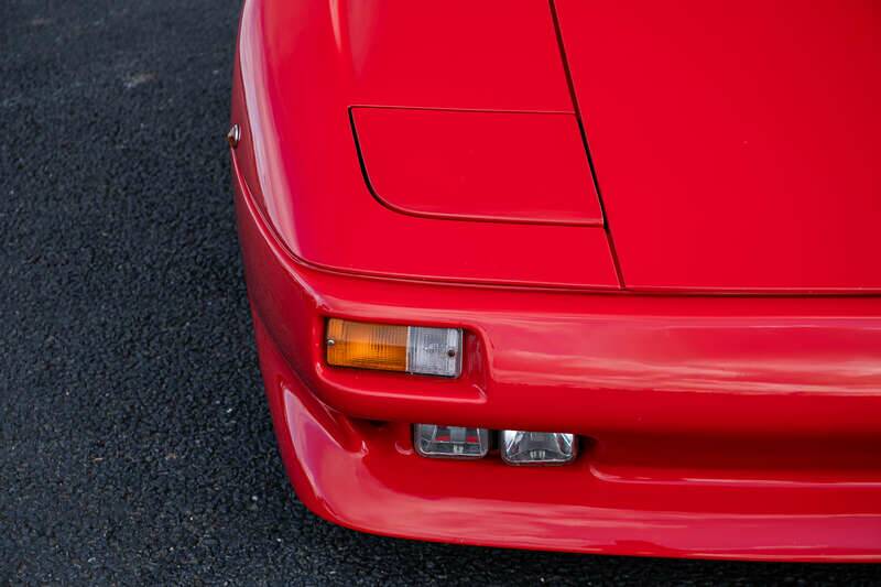 Image 34/48 of Lamborghini Diablo (1991)