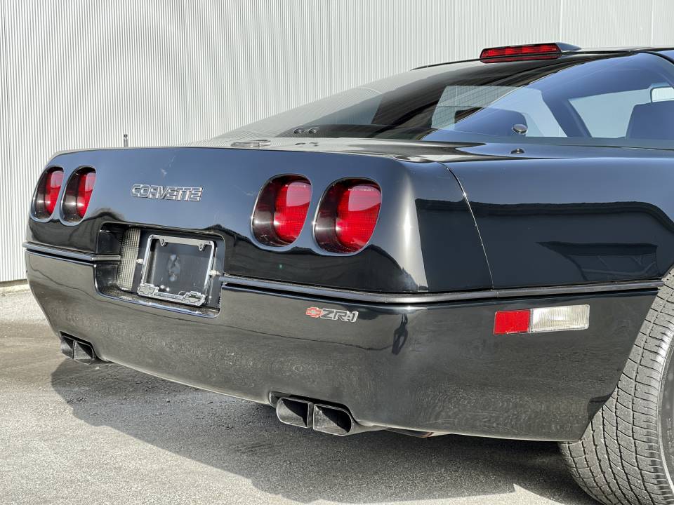 Bild 17/41 von Chevrolet Corvette ZR1 (1990)