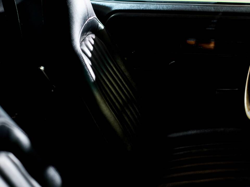 Immagine 37/71 di Dodge Challenger R/T (1970)