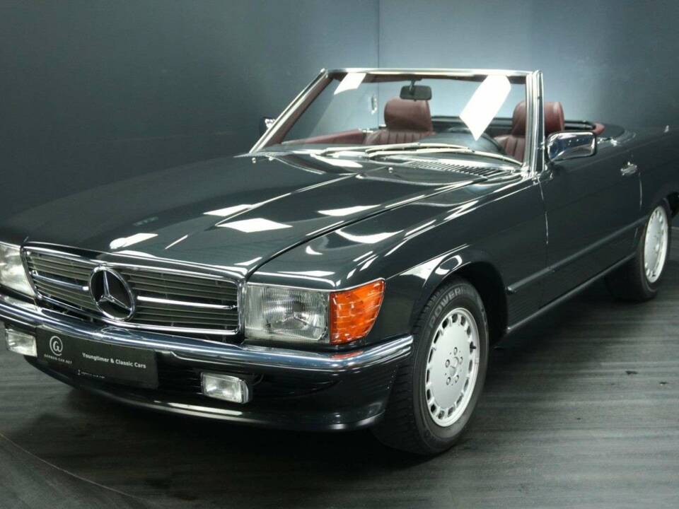 Imagen 1/30 de Mercedes-Benz 300 SL (1985)